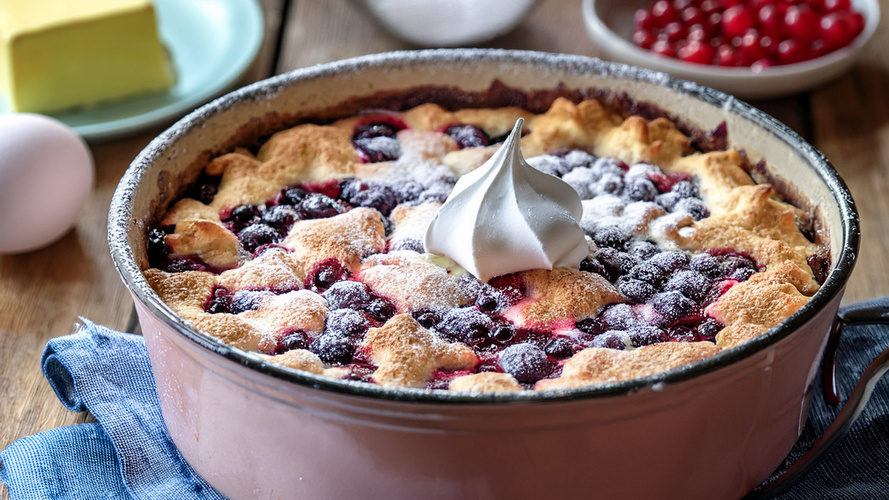 Rezeptbild für Schneller Johannisbeeren-Auflauf mit Baiser