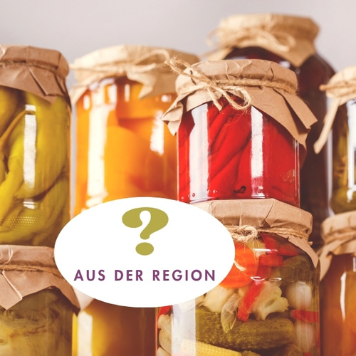 KI generiert: Einige eingemachte Gläser mit Gemüse, Text: "Aus der Region".