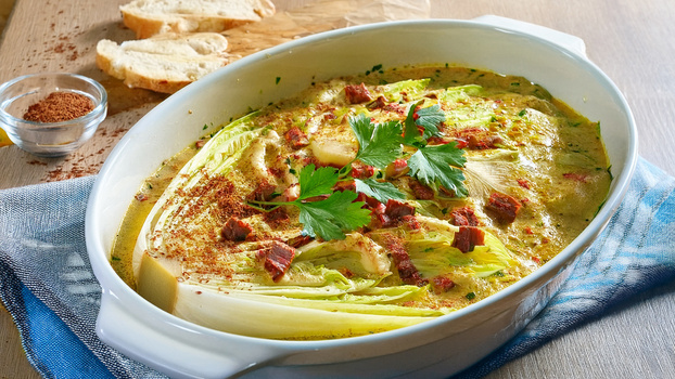 Rezeptbild für Gratinierte Chinakohl-Spalten in Currysoße mit Schinkenwürfeln