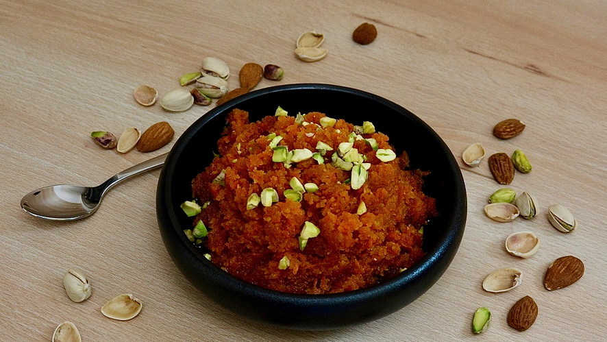 Rezeptbild für Möhren-Halwa - Gajar ka Halwa
