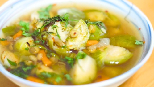 Rezeptbild für Wintertopf mit Linsen und Rosenkohl