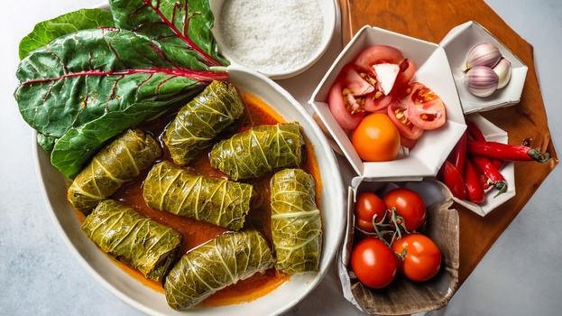 Rezeptbild für Mangoldröllchen in Tomatensauce