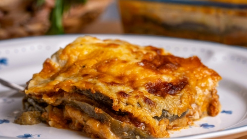 Rezeptbild für Veganes Moussaka mit Petersilien-Nuss-Creme