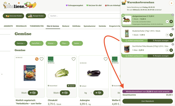 KI generiert: Online-Shop-Seite mit Gemüseangeboten und Warenkorbvorschau. Text: "Mindestbestellwert von 25,00 € noch nicht erreicht."