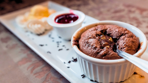 Rezeptbild für Schokoladensoufflé mit flüssigem Kern